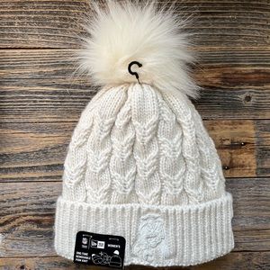 New England Patriots Women’s Fleece Lined Hat